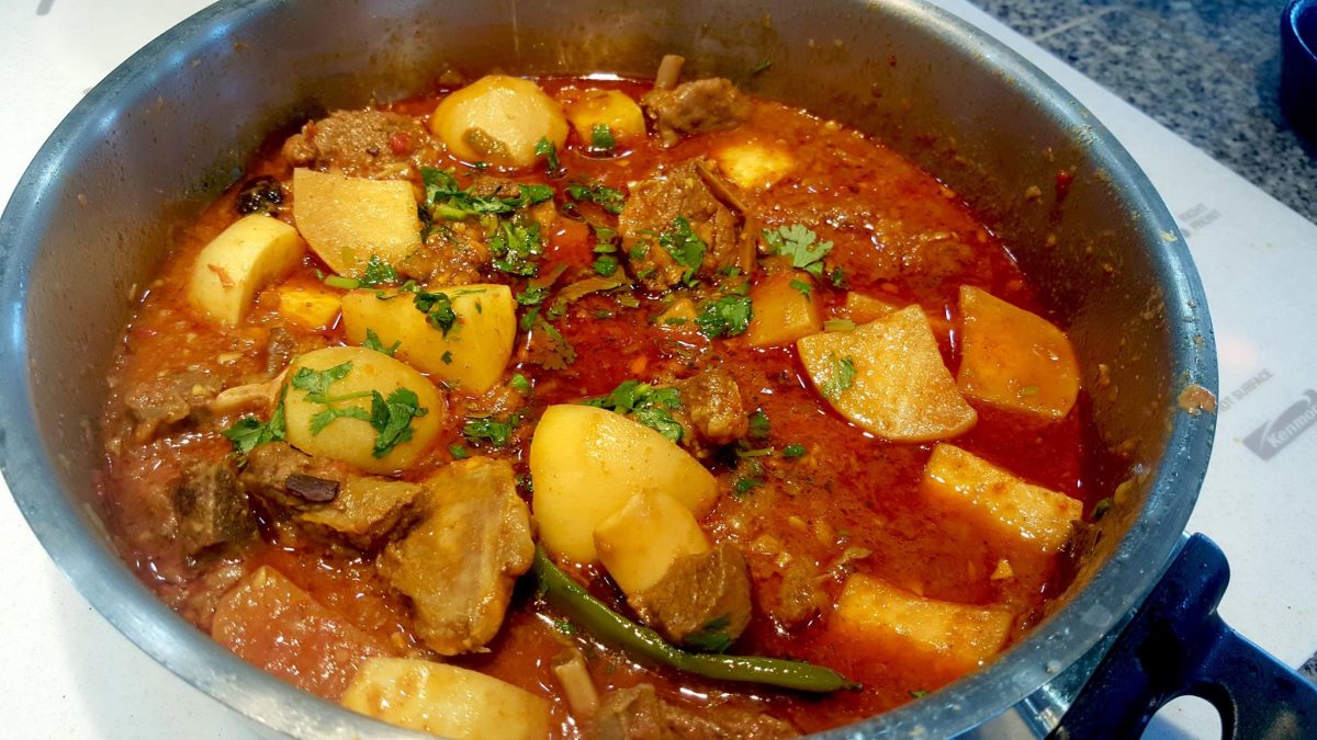 Shaljam (Turnips) Gosht