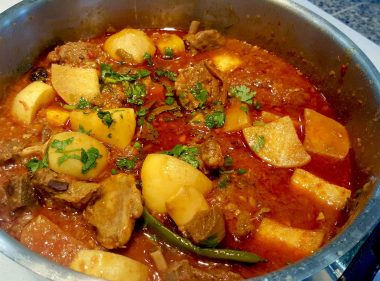 Shaljam (Turnips) Gosht