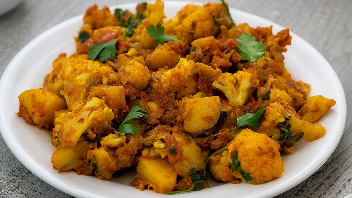 Cauliflower And Potato Curry